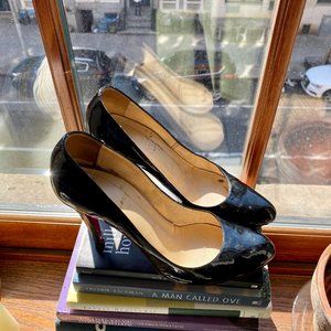 Christian Loubitan Patent Pumps
